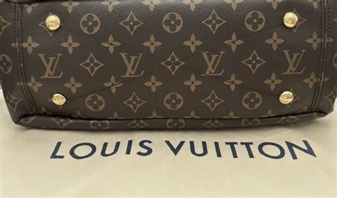 louis vuitton clip false